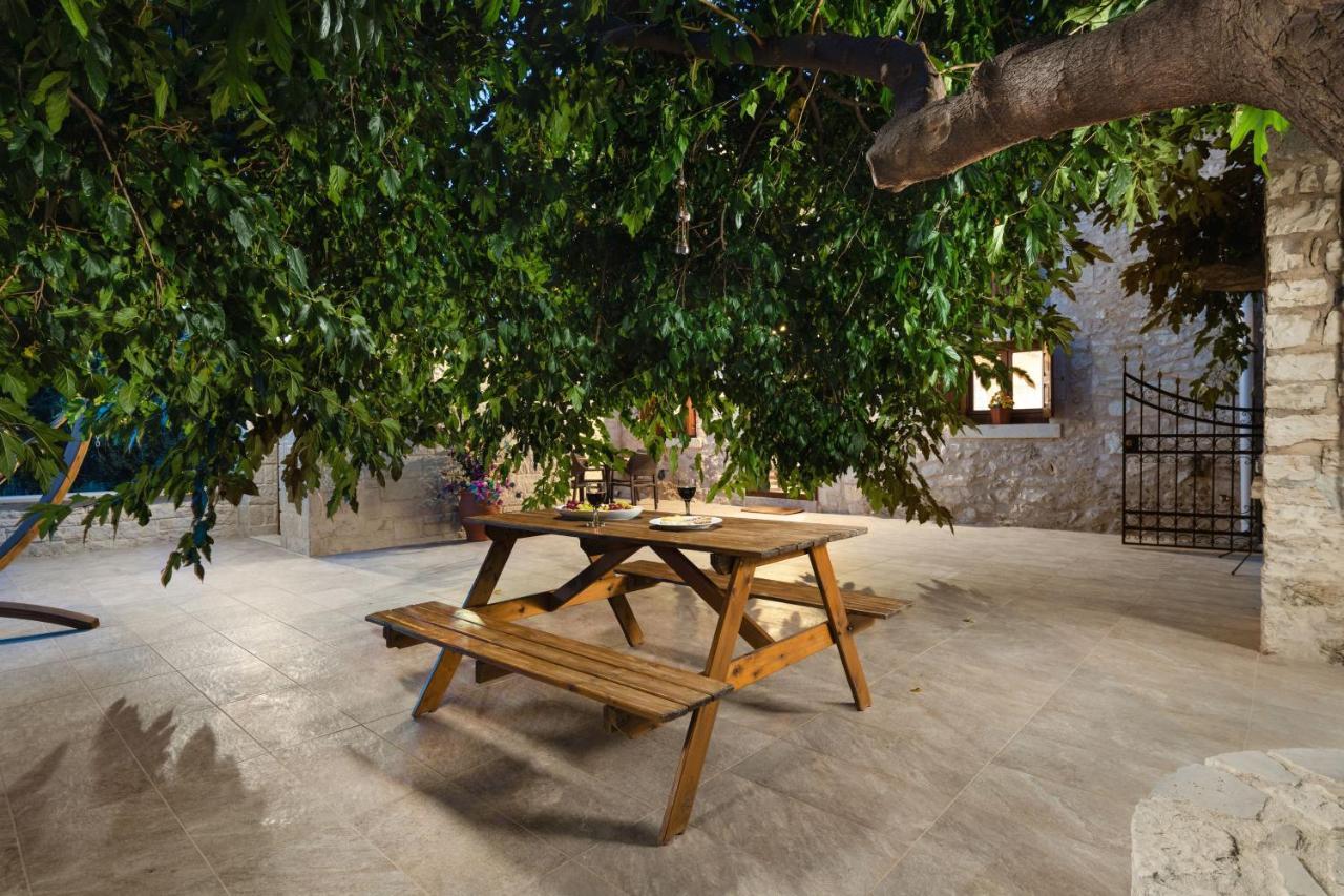 Mouríon Pagonas Traditional House מראה חיצוני תמונה